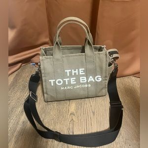 Marc Jacobs - The small tote bag *Used